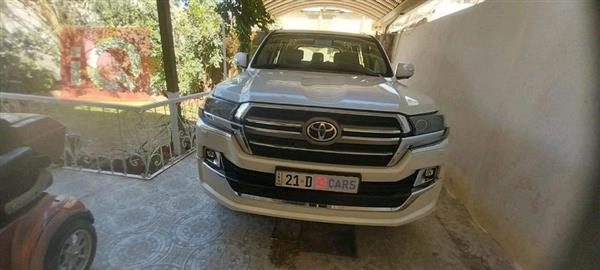 تويوتا لاندكروزر 2017 للبيع في العراق -  بغداد